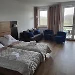 Prywatny, W 4 -gwiazdkowym Diva, Balkon, 300m Do Morza, Do Dworca Pkp Pieszo 10 Minut, Darmowe Wifi W Apartamencie, Dodatkowo Platne - Parking, Spa, Silownia, Squash