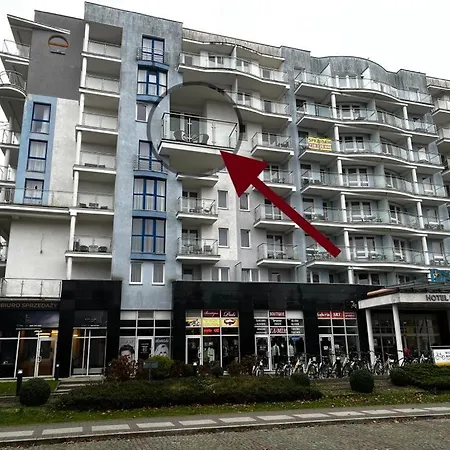 Apartmán Prywatny, W 4 -gwiazdkowym Diva, Balkon, 300m Do Morza, Do Dworca Pkp Pieszo 10 Minut, Darmowe Wifi W Apartamencie, Dodatkowo Platne - Parking, Spa, Silownia, Squash *