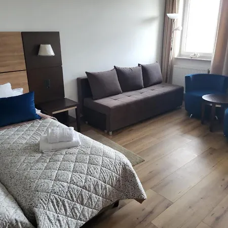 Prywatny, W 4 -gwiazdkowym Diva, Balkon, 300m Do Morza, Do Dworca Pkp Pieszo 10 Minut, Darmowe Wifi W Apartamencie, Dodatkowo Platne - Parking, Spa, Silownia, Squash *