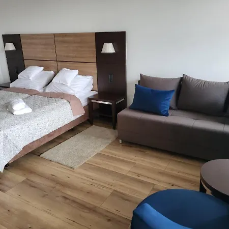 Prywatny, W 4 -gwiazdkowym Diva, Balkon, 300m Do Morza, Do Dworca Pkp Pieszo 10 Minut, Darmowe Wifi W Apartamencie, Dodatkowo Platne - Parking, Spa, Silownia, Squash Appartement Kołobrzeg