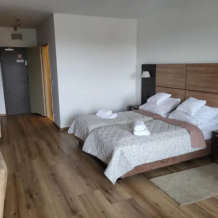 Prywatny, W 4 -gwiazdkowym Diva, Balkon, 300m Do Morza, Do Dworca Pkp Pieszo 10 Minut, Darmowe Wifi W Apartamencie, Dodatkowo Platne - Parking, Spa, Silownia, Squash *